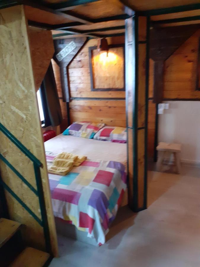 Šabac Porodicni Apartman,Viktor Cafee מראה חיצוני תמונה